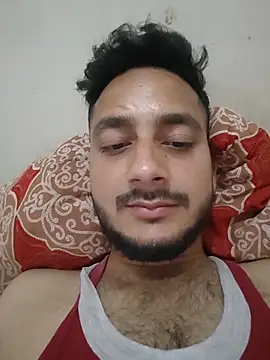 amazingboyyy12 online show from 04/15/26, 12:01