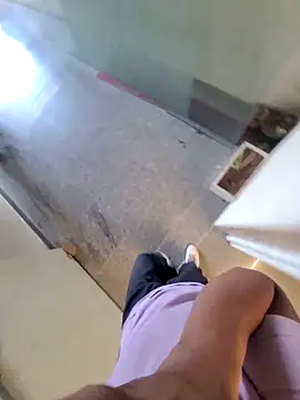 jerryrooh69 online show from 04/28/26, 07:24