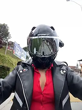 Scarlet auraa online show from 03/18/26, 09:07