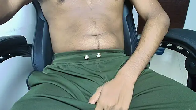 KneelForAlpha online show from 04/10/26, 09:08