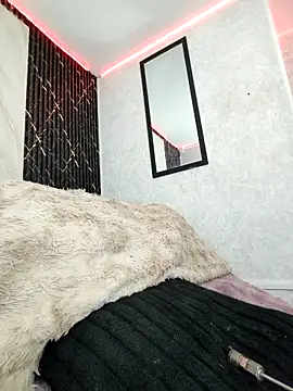 Isis Hot   online show from 03/07/26, 11:29