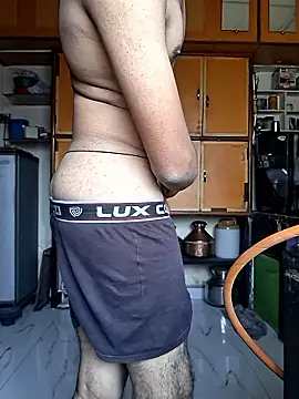 yourpussylover 20 online show from 01/11/26, 05:01