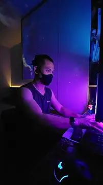 OnlyHand9x online show from 03/11/26, 06:03