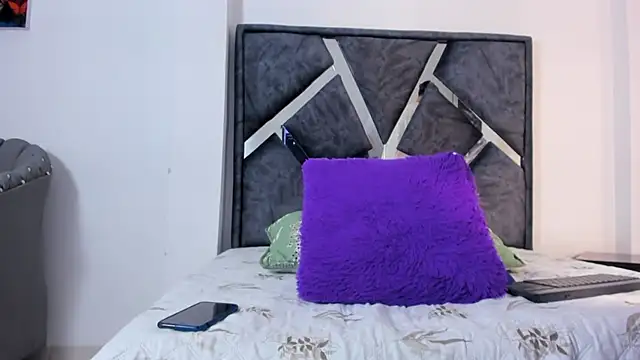 Snapshot of Liam_saint chatting on 02/13/26, 12:23 Liam saint online show from 02/13/26, 12:23