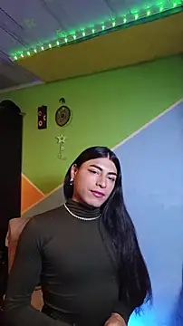 Snapshot of Selena_Nova chatting on 05/20/26, 02:40 Selena Nova online show from 05/20/26, 02:40