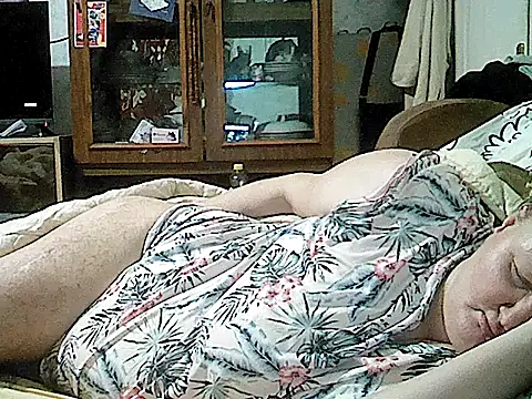 Snapshot of nataly4560 chatting on 04/28/26, 01:15 nataly4560 online show from 04/28/26, 01:15