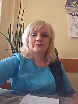 Snapshot of AliceStar333 chatting on 01/13/26, 11:37 AliceStar333 online show from 01/13/26, 11:37