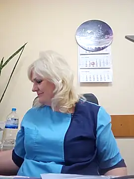 Snapshot of AliceStar333 chatting on 02/06/26, 05:34 AliceStar333 online show from 02/06/26, 05:34