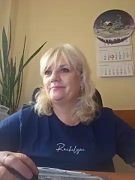 Snapshot of AliceStar333 chatting on 02/25/26, 10:25 AliceStar333 online show from 02/25/26, 10:25