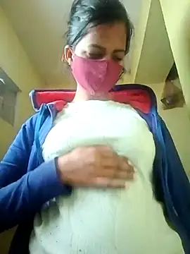 Namrta cute online show from 02/05/26, 02:38