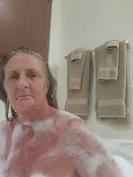 HotAzMilf online show from 04/14/26, 03:12