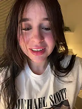 evelynrosess1 online show from 03/26/26, 04:29