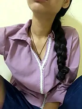 Kanchan7909 online show from 05/13/26, 04:04