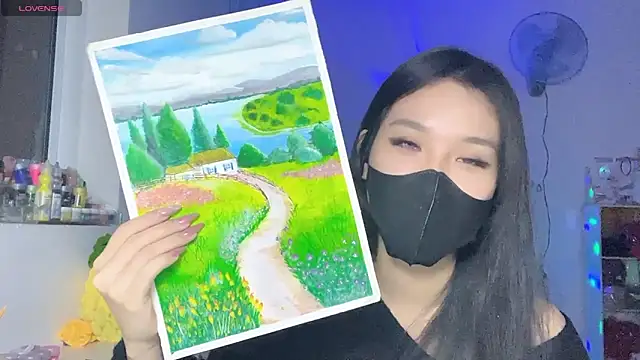 Snapshot of Tieu-May chatting on 05/10/26, 12:05 Tieu-May online show from 05/10/26, 12:05