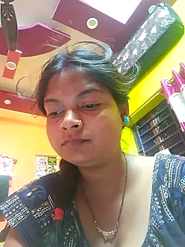 Snapshot of Romance_Aliya chatting on 02/04/26, 11:31 Romance Aliya online show from 02/04/26, 11:31