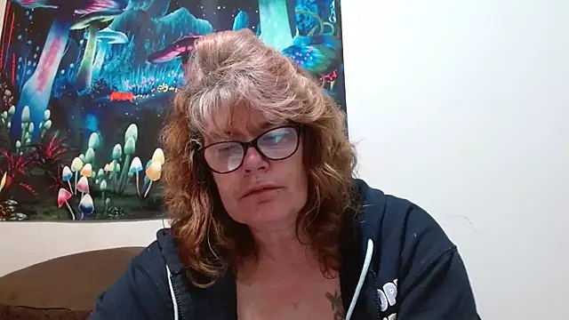 ladylavende3 online show from 02/18/26, 05:36