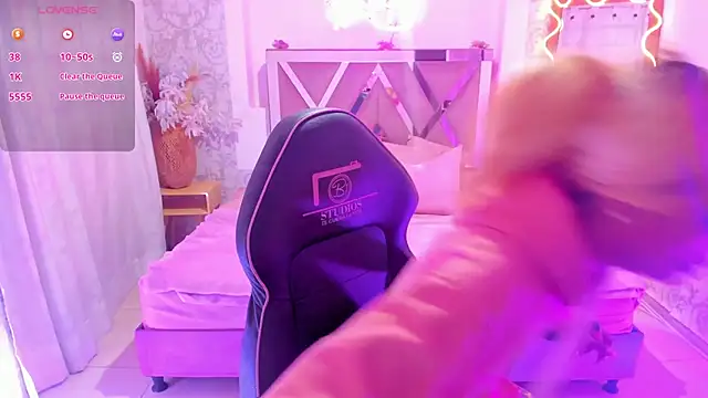 IRINA TAY1 online show from 04/19/26, 03:17