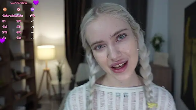 KristalCrowner online show from 03/15/26, 07:31