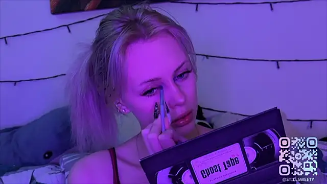 Snapshot of stillsweety chatting on 02/11/26, 10:04 stillsweety online show from 02/11/26, 10:04