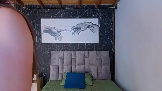 Snapshot of lilith_davis chatting on 02/05/26, 12:54 lilith davis online show from 02/05/26, 12:54