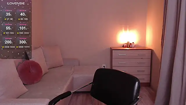 lia hetty online show from 01/07/25, 03:23