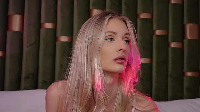 AmeliaAngel online show from 12/02/24, 08:30