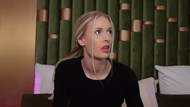 AmeliaAngel online show from 01/09/25, 06:38