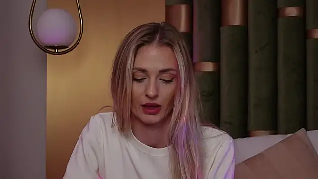 AmeliaAngel online show from 02/06/25, 10:26