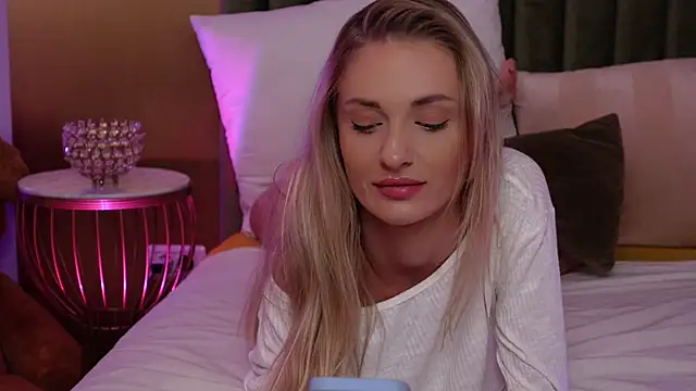 AmeliaAngel online show from 02/21/25, 10:39