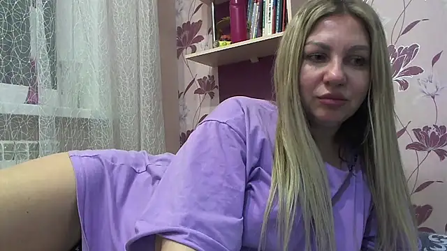 AmandaSexyLAX online show from 02/04/26, 04:24