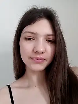 Snapshot of LunaTori456 chatting on 03/06/26, 08:11 LunaTori456 online show from 03/06/26, 08:11