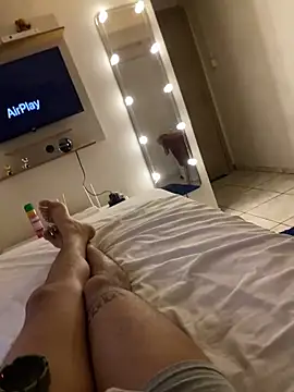 GostosoRS25 online show from 04/18/26, 08:09