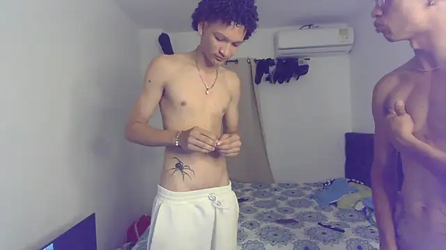 pocket loversxxx online show from 03/03/26, 05:46