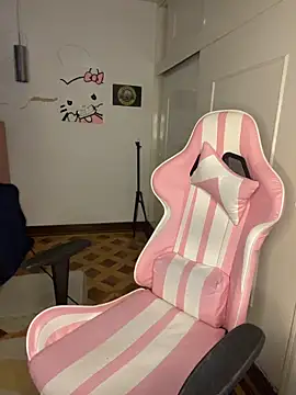 Baby Meli online show from 05/24/26, 05:40