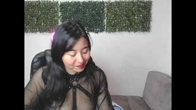 LolaOpalX online show from 01/13/26, 01:11