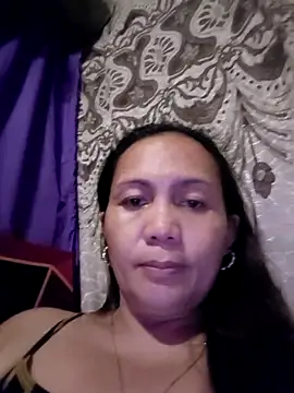 Snapshot of prettymomma24xx chatting on 05/19/26, 08:20 prettymomma24xx online show from 05/19/26, 08:20