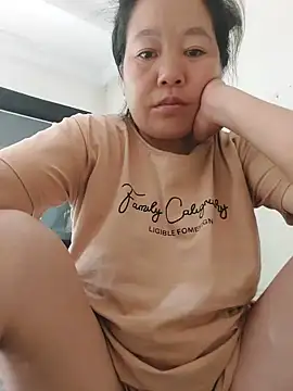 donaaa2 online show from 05/15/26, 06:20