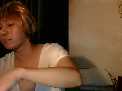 sweetinnocent69xxx online show from 06/18/26, 04:55