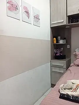 Gi Denga online show from 04/23/26, 07:49