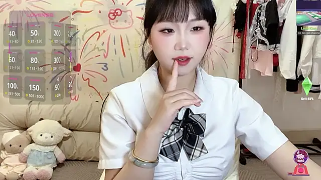 xiaoguai99 online show from 04/08/26, 08:25