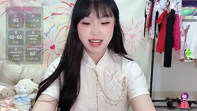 xiaoguai99 online show from 04/17/26, 01:14