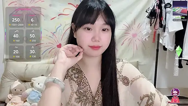 Snapshot of xiaoguai99 chatting on 06/13/26, 11:41 xiaoguai99 online show from 06/13/26, 11:41