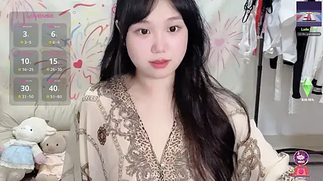 xiaoguai99 online show from 06/18/26, 12:53