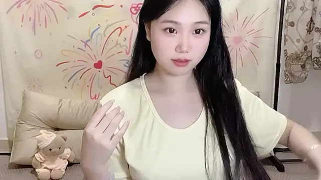 xiaoguai99 online show from 07/08/26, 12:42