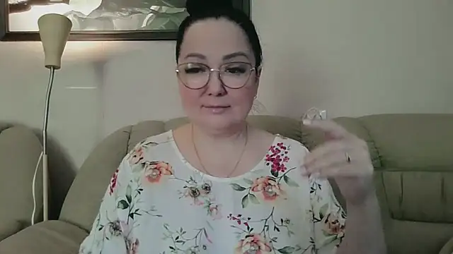 infinity loveliness online show from 03/09/26, 08:07