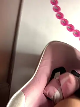 DulcePiink online show from 03/03/26, 07:53