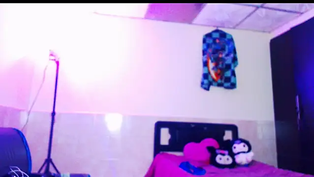 jazmin wolf online show from 02/19/26, 12:01