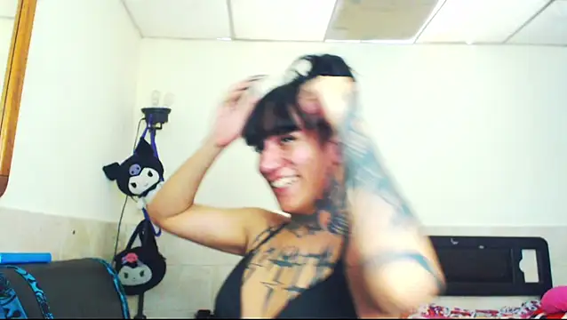 jazmin wolf online show from 04/08/26, 04:51