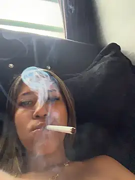 vicky bass  online show from 04/22/26, 07:48