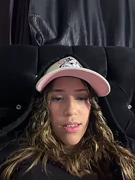 vicky bass  online show from 04/25/26, 12:13
